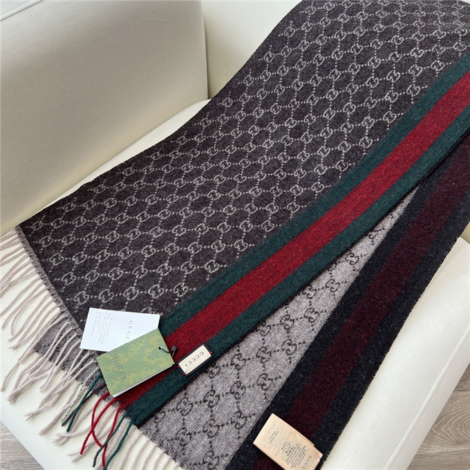KHĂN Gucci GG Cashmere scarf