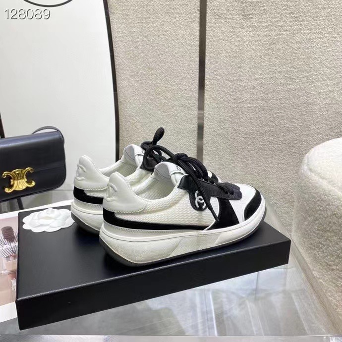GIÀY CHANEL BLACK SUEDE LOGO SNEAKERS