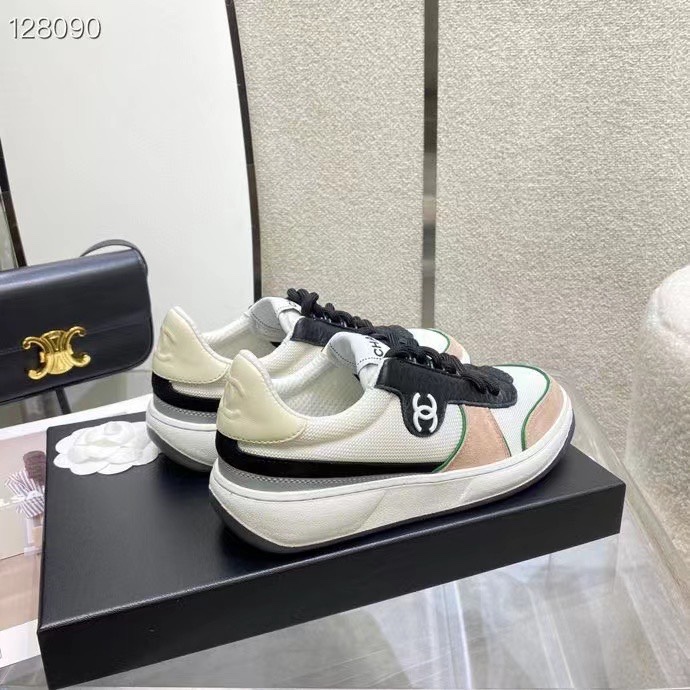 GIÀY CHANEL CARROT SUEDE LOGO SNEAKERS