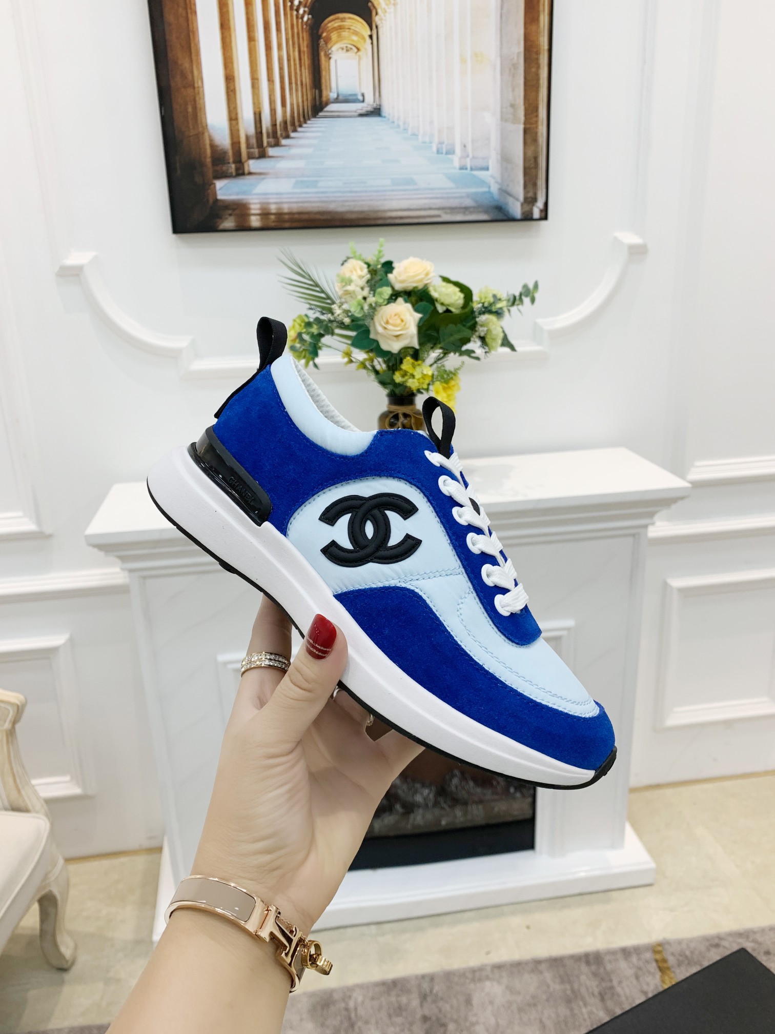 GIÀY CHANEL BLUE SUEDE  LOGO SNEAKERS