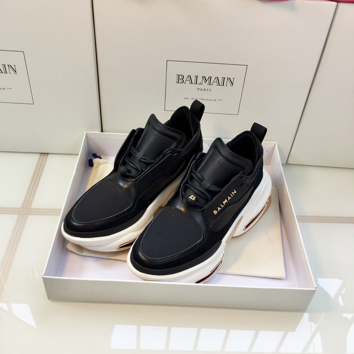 GIÀY BALMAIN WHITE BLACK SNEAKERS