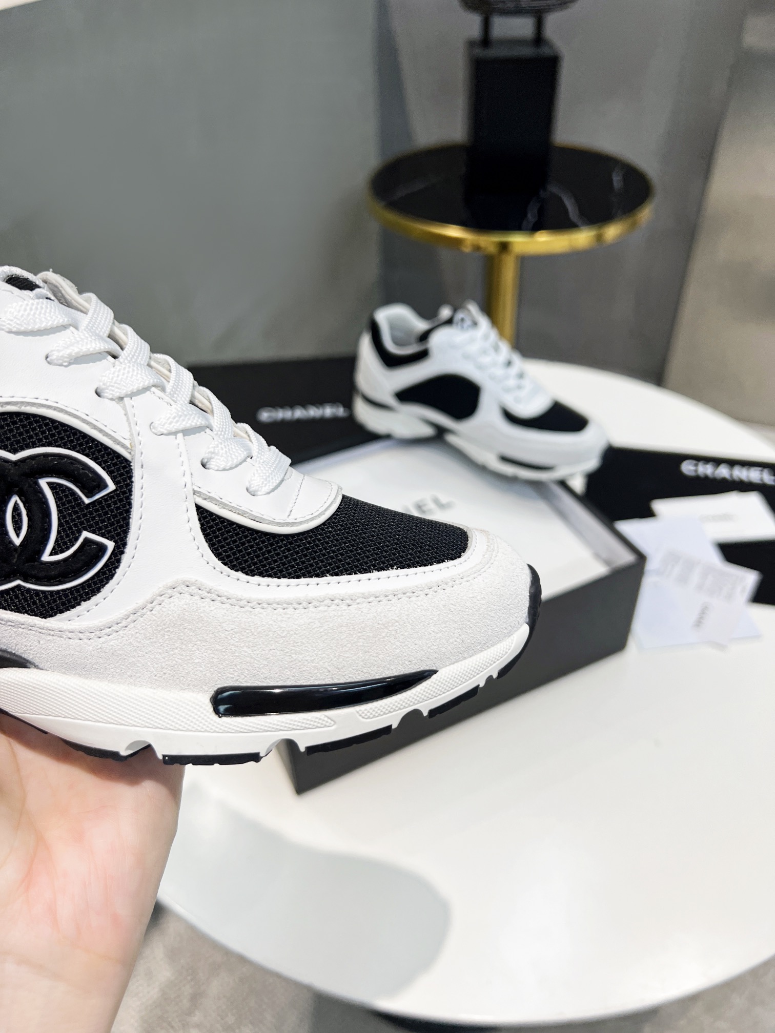 GIÀY CHANEL BLACK SUEDE  LOGO SNEAKERS