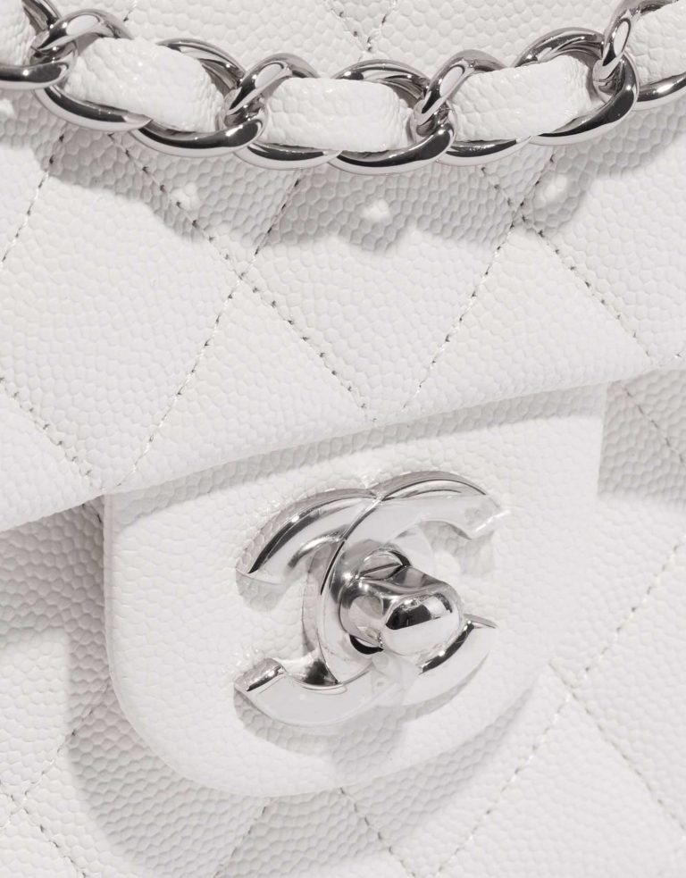 TÚI Chanel CF Medium Caviar White SILVER