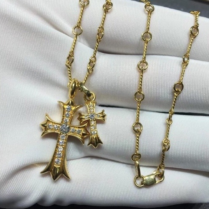 DÂY CHUYỀN CHROME HEARTS DIAMOND CROSS PENDANT YELLOW GOLD 18K