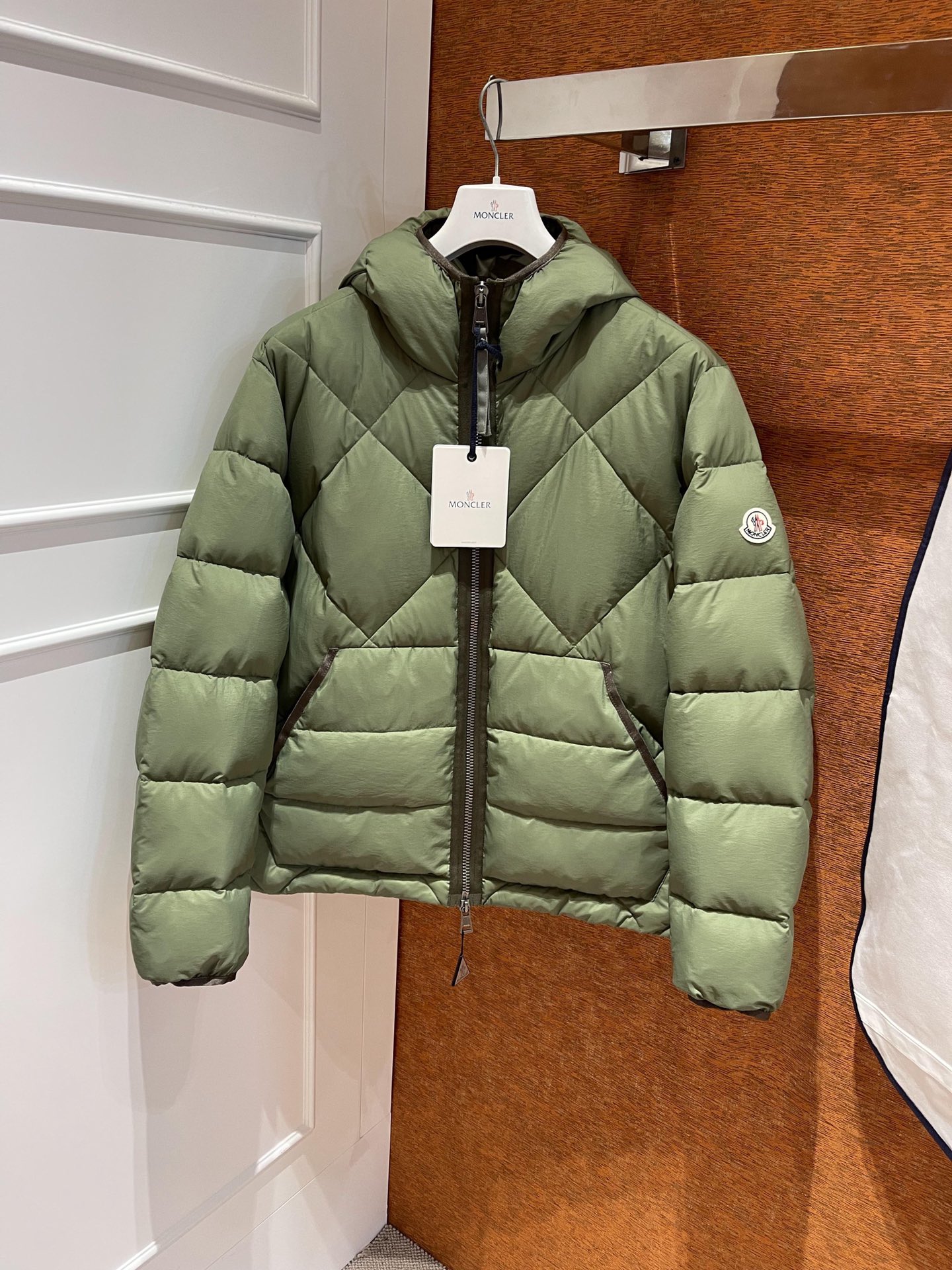 ÁO MONCLER WINTER GREEN DOWN JACKET