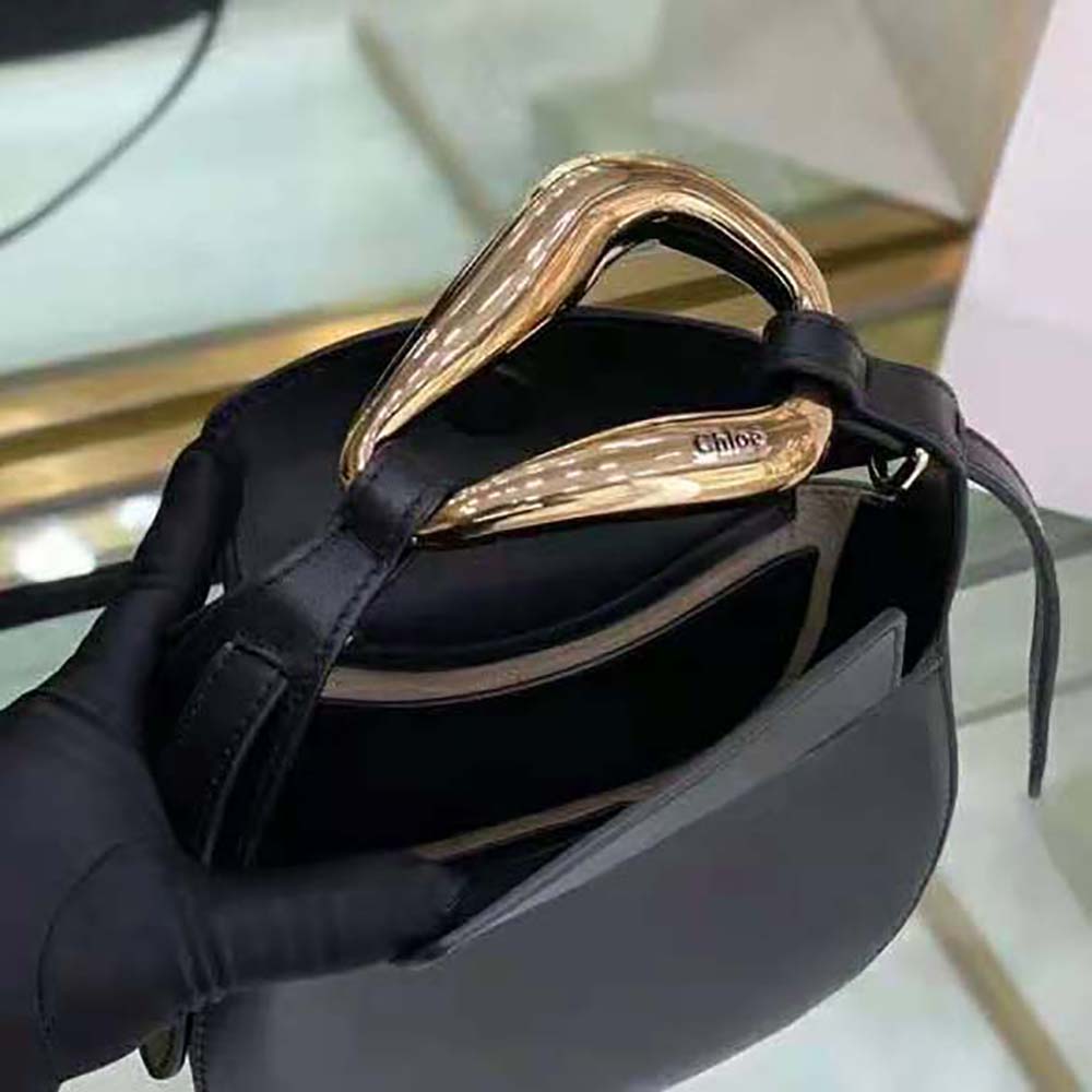 TÚI Chloe Kiss Small Purse in Small Grain Calfskin-Black