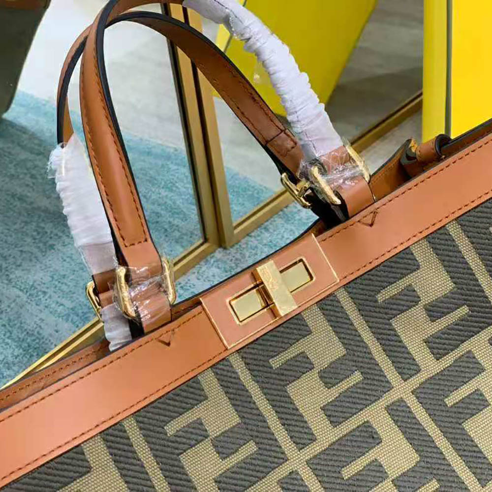 TÚI Fendi Peekaboo X-Tote Green Canvas Bag