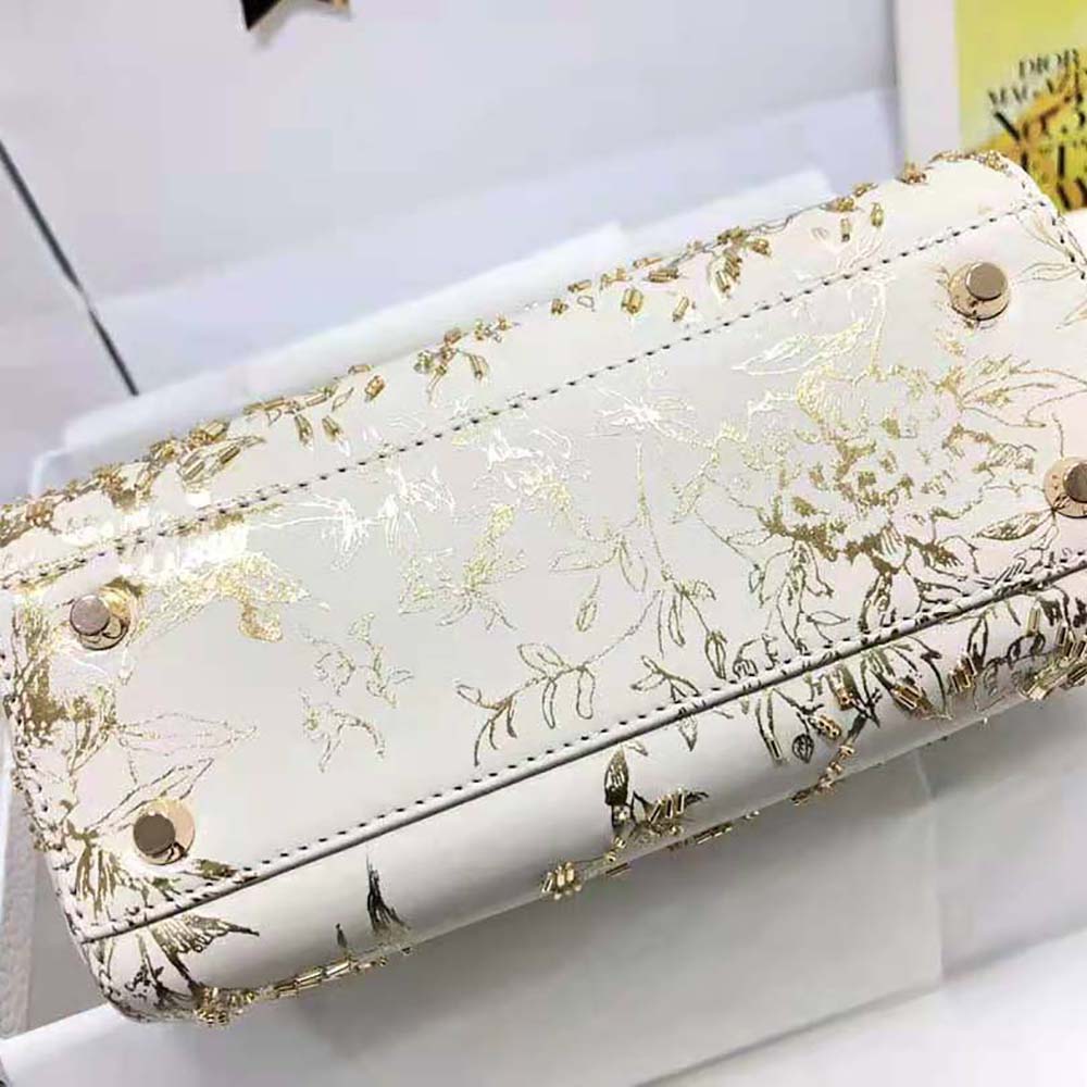 TÚI Christian Dior  Dior Bag White Calfskin with Gold-Tone Printed and Bead-Embroidered Dior Jardin D’Hiver Motif