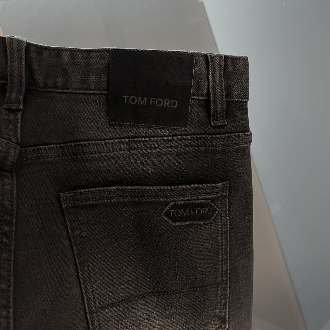 QUẦN TOMFORD BLACK DENIM High Classy