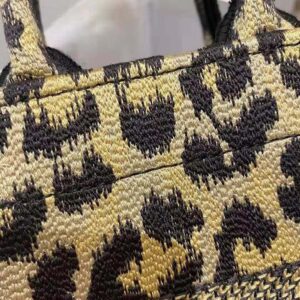 TÚI Dior Women Mini Dior Book Tote Phone Bag Beige Multicolor Mizza Embroidery