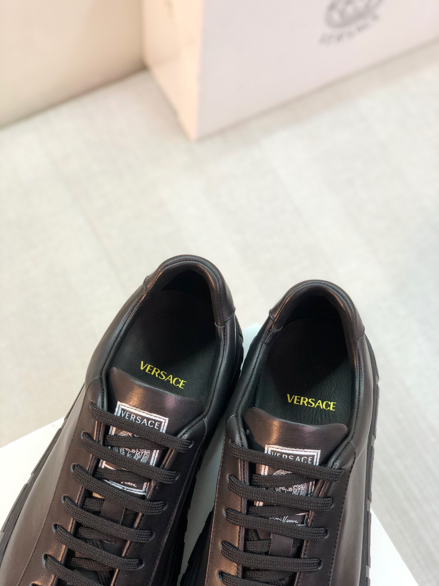 GIÀY VERSACE GRECA SNEAKERS