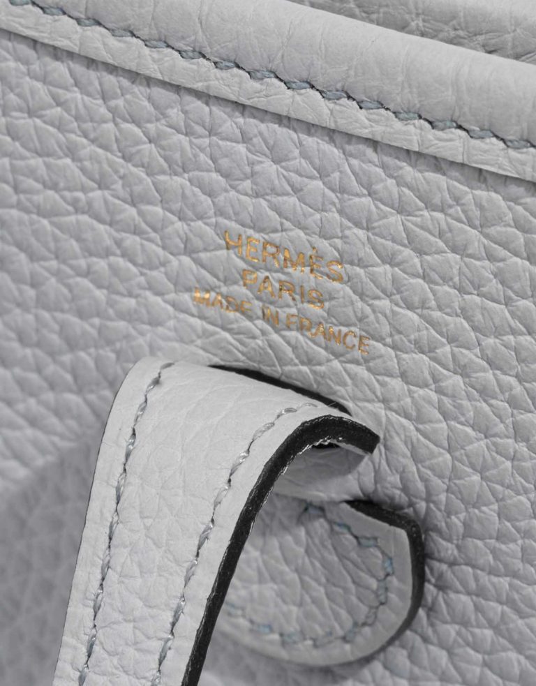 TÚI Hermès Evelyne 16 Taurillon Clemence Blue Pale