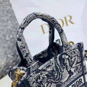 TÚI Dior Women Mini Dior Book Tote Phone Bag Blue Toile de Jouy Reverse Embroidery