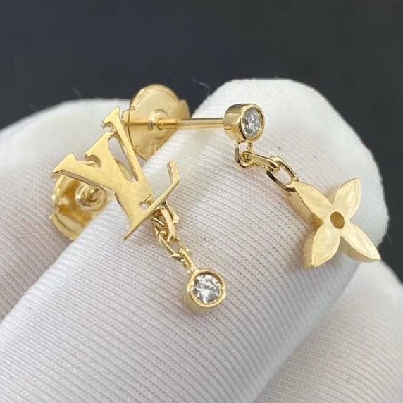 BÔNG TAI LOUIS VUITTON BLOSSOM PENDANT DIAMOND YELLOW GOLD 18K