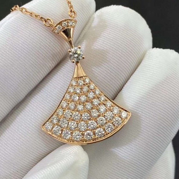 DÂY CHUYỀN BVLGARI DIVAS DREAM AND DIAMOND ROSE GOLD 18K