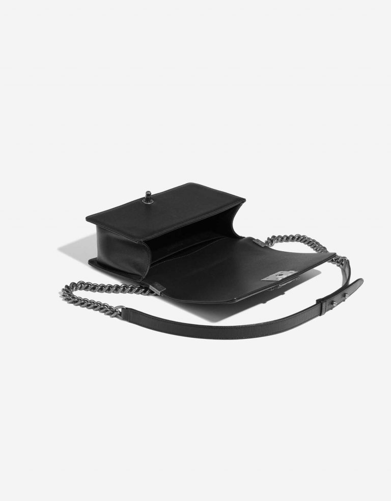 TÚI Chanel Boy Medium Caviar Black