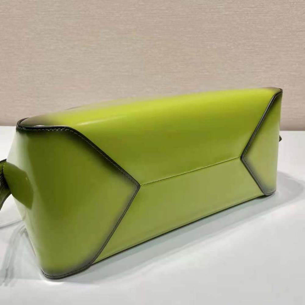 TÚI Prada Medium Brushed Leather Prada Supernova Handbag-Green