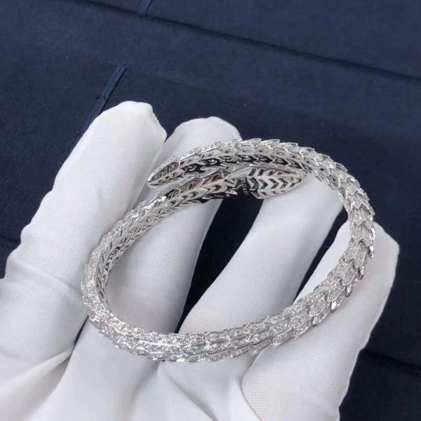 Vòng tay BVLGARI Serpenti mắt ngọc lục bảo kim cương vàng trắng 18K