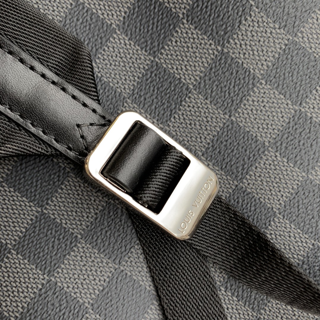 BALO LOUIS VUITTON DISCOVERY DAMIER GRAPHITE Leather Backpack-Black