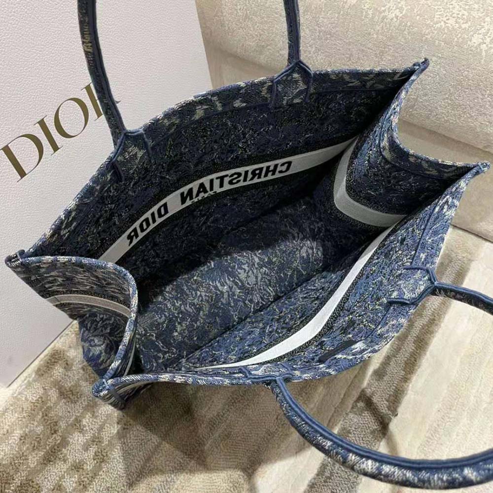 TÚI Christian Dior Book Tote Blue Dior Brocart Embroidery with Denim Effect