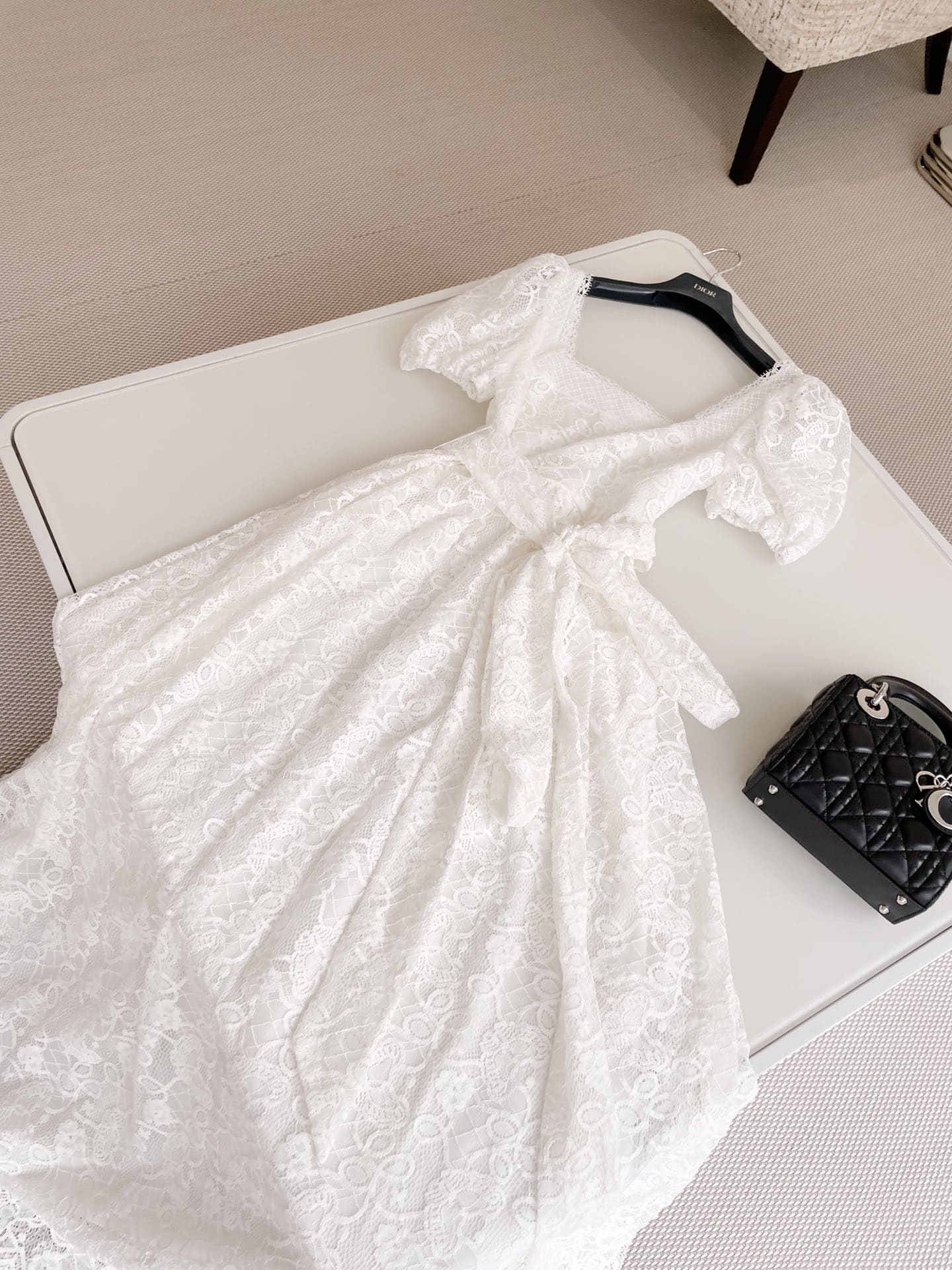 ĐẦM DIOR REN MÀU TRẮNG WHITE LONG DRESS High Classy