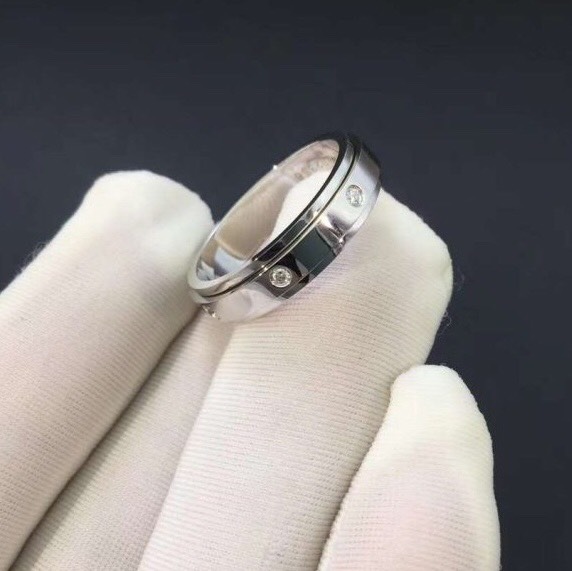 NHẪN PIAGET POSSESSION WEDDING DIAMOND RING WHITE GOLD 18K