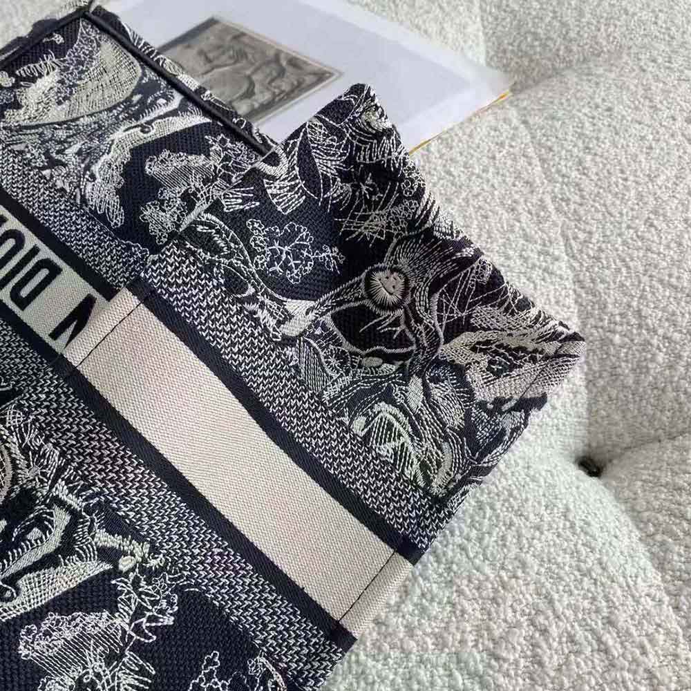 TÚI Dior Women Small Dior Book Tote Blue Toile de Jouy Reverse Embroidery