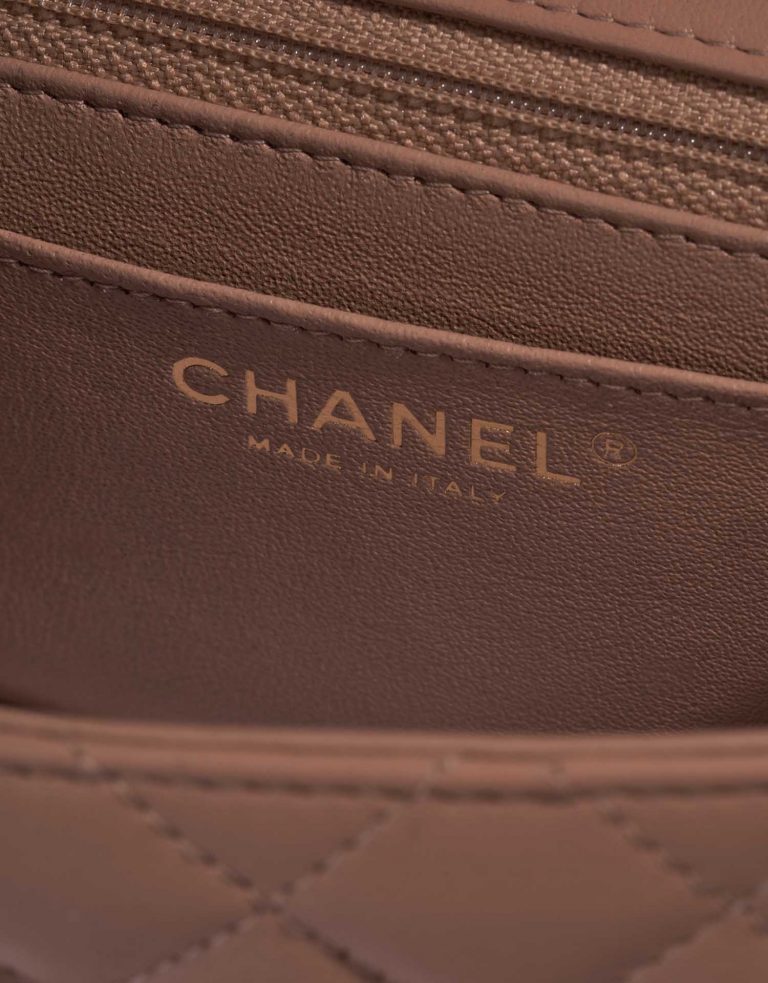 TÚI Chanel Mini Square Lamb Beige Rose