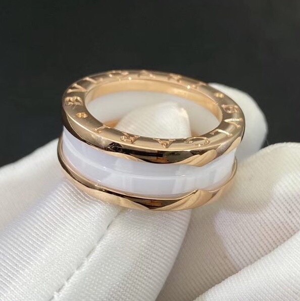 NHẪN BVLGARI B ZERO 1 FOUR BAND WHITE CERAMIC SPRIAL RING YELLOW GOLD 18K