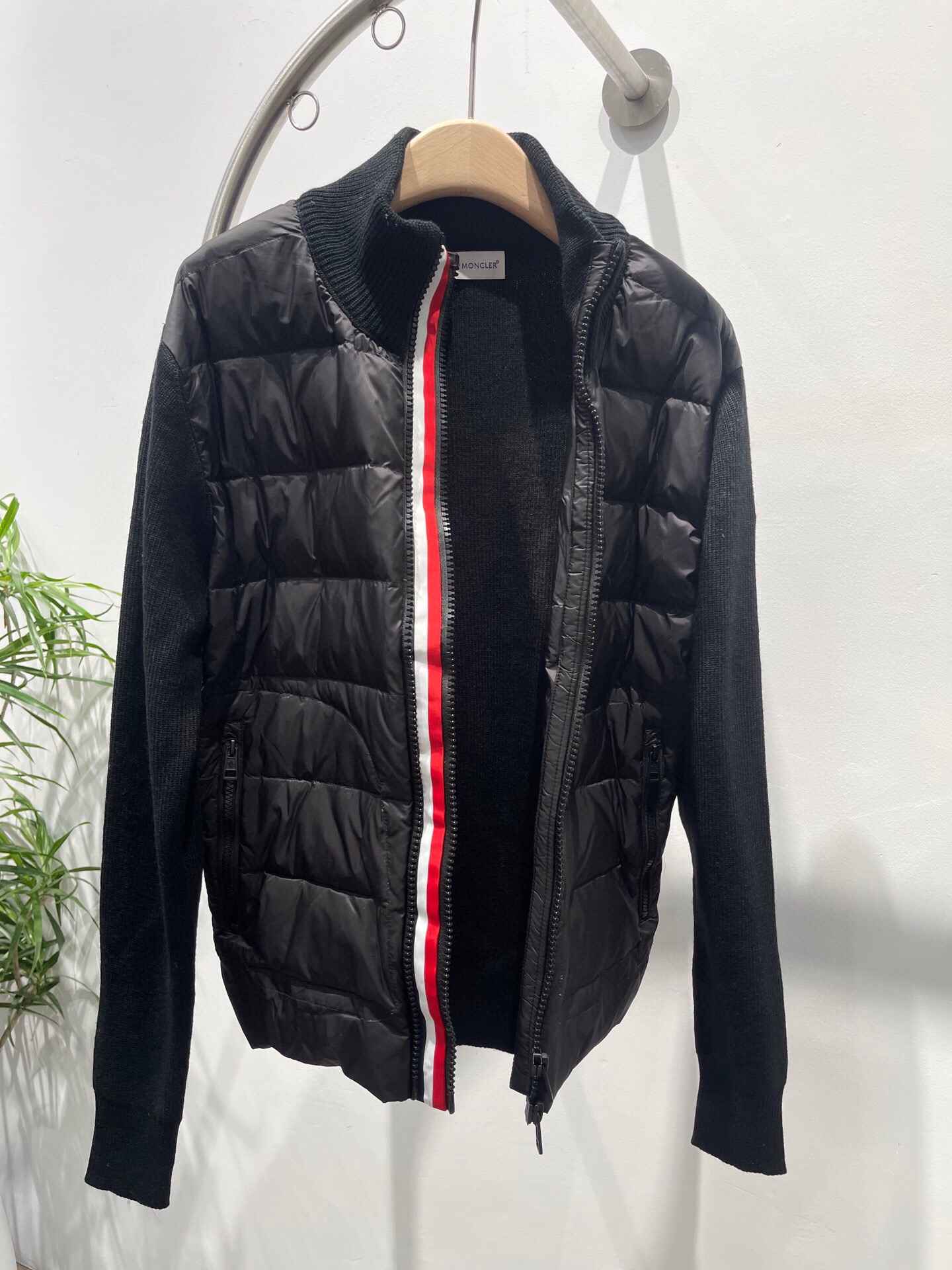 ÁO MONCLER WINTER LINEN BLACK JACKET