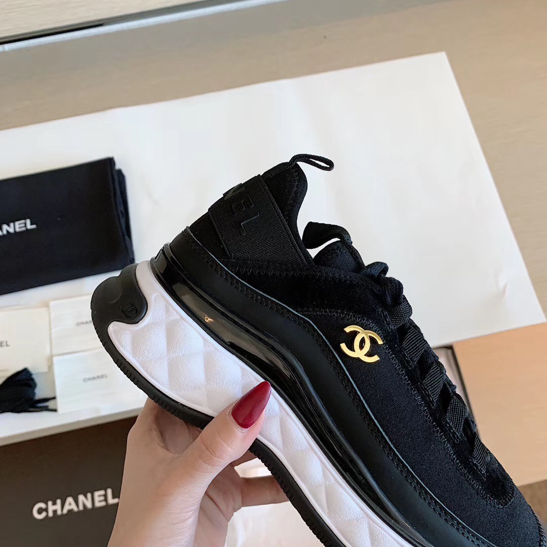 GIÀY CHANEL BLACK SUEDE  LOGO SNEAKERS
