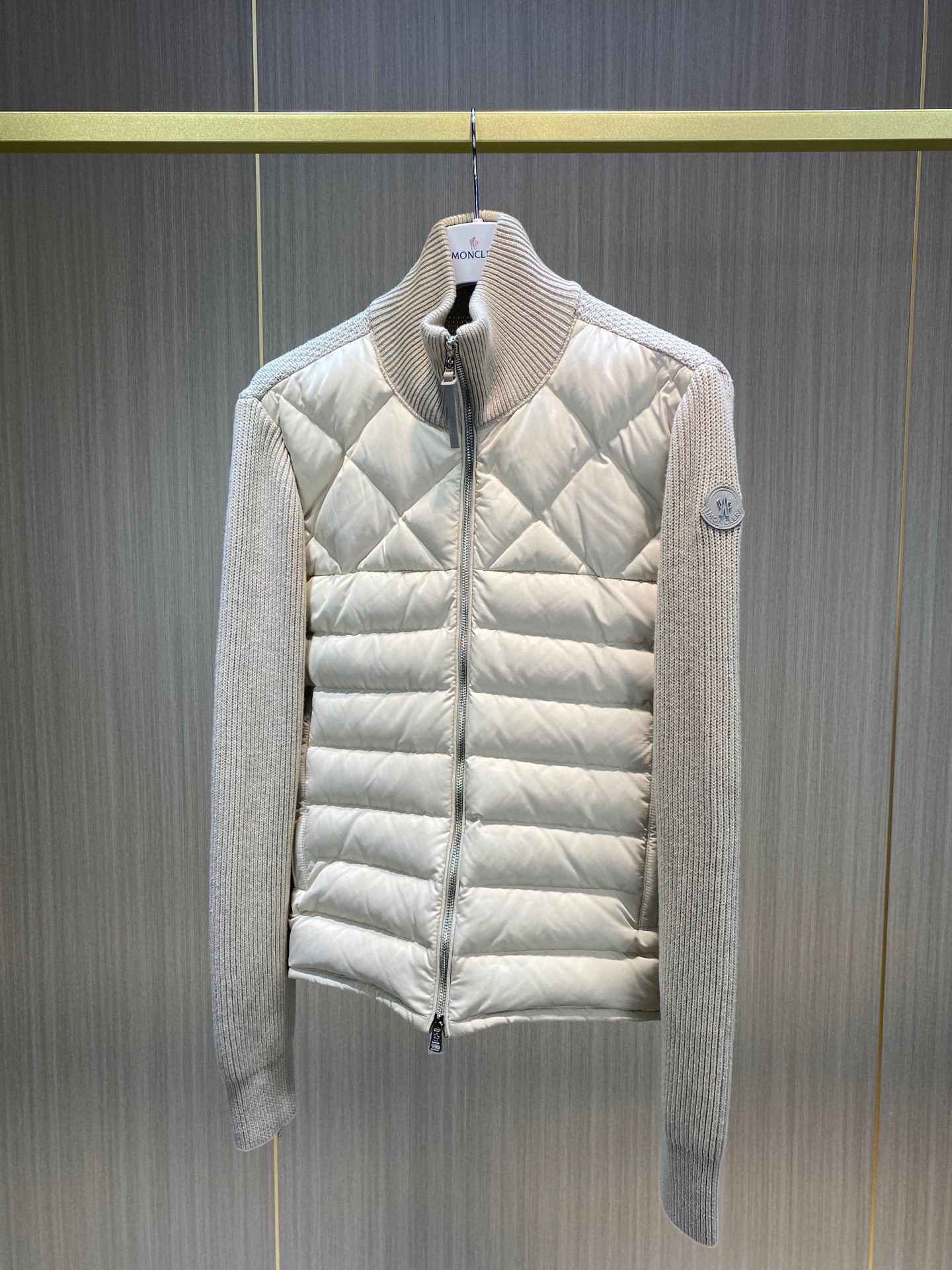 ÁO MONCLER WINTER BLACK & WHITE JACKET