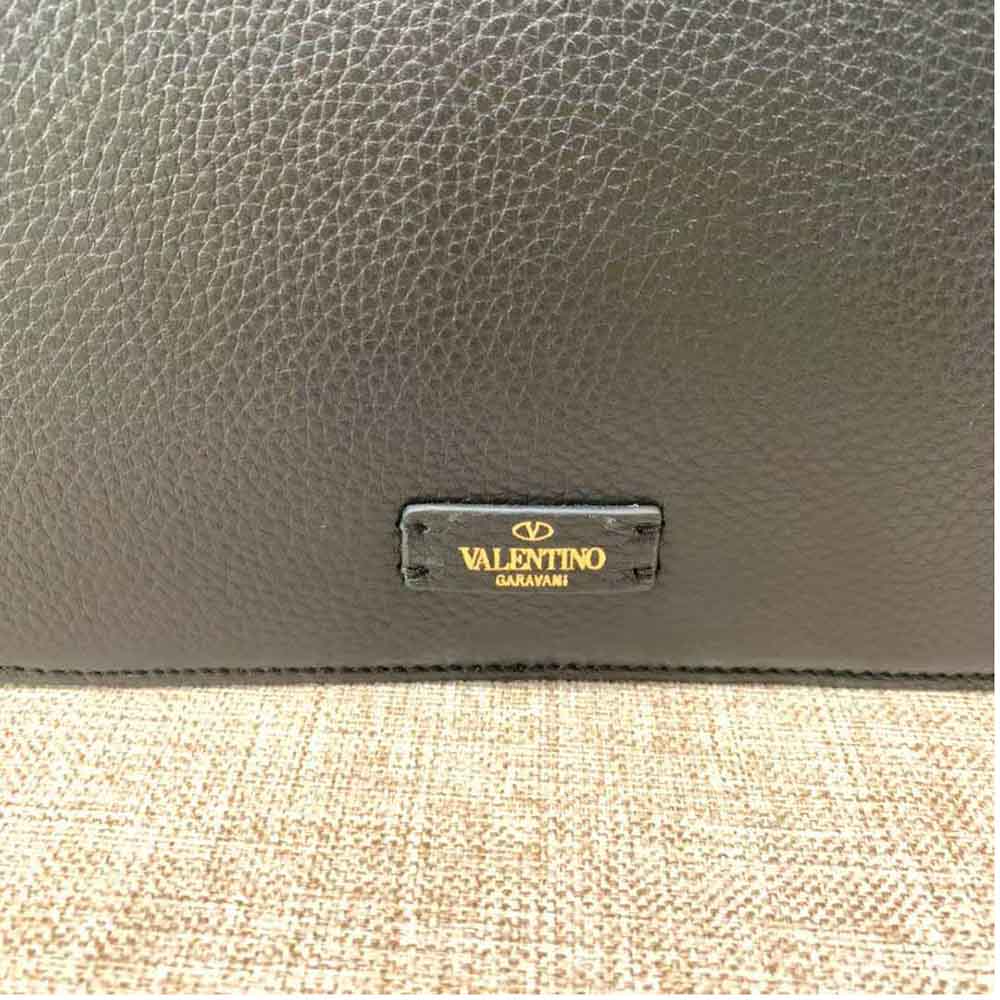 TÚI Valentino Vsling Grainy Calfskin Choulder Bag with Contrast Stitching