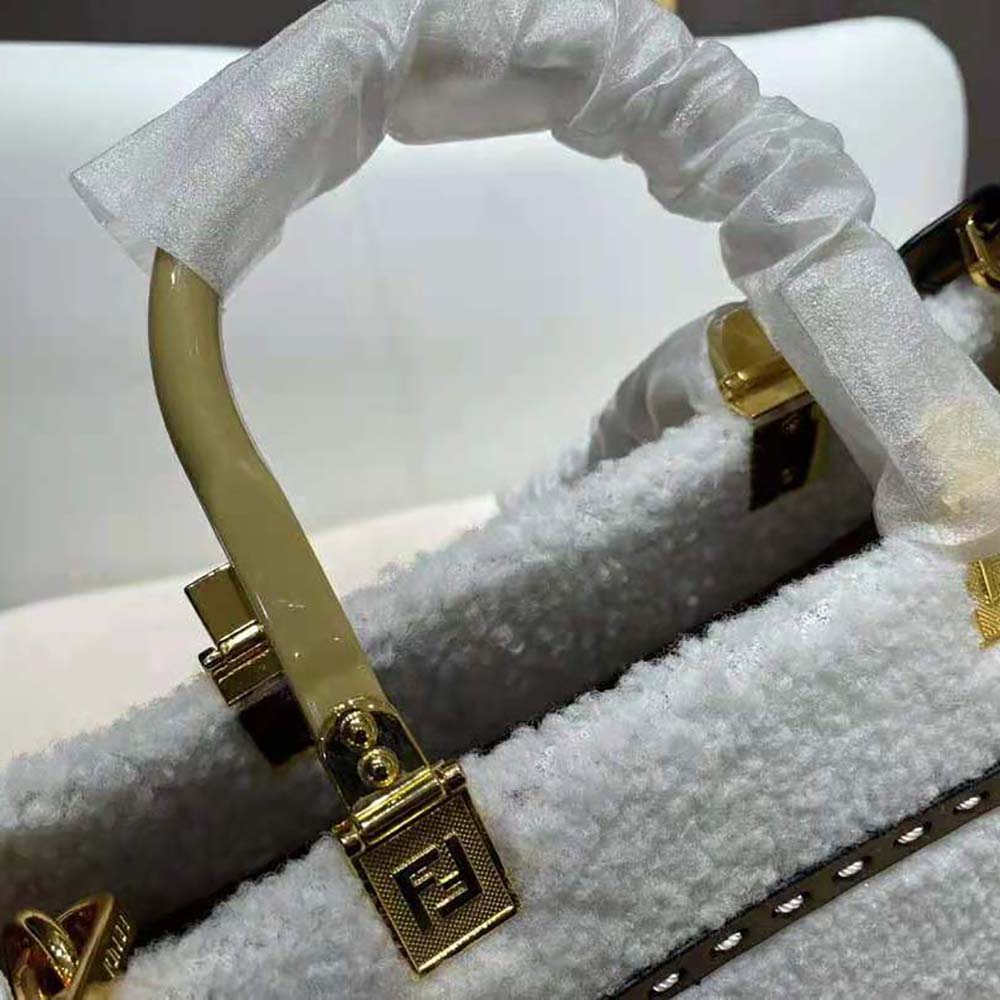 TÚI Fendi Sunshine Medium White Sheepskin Shopper