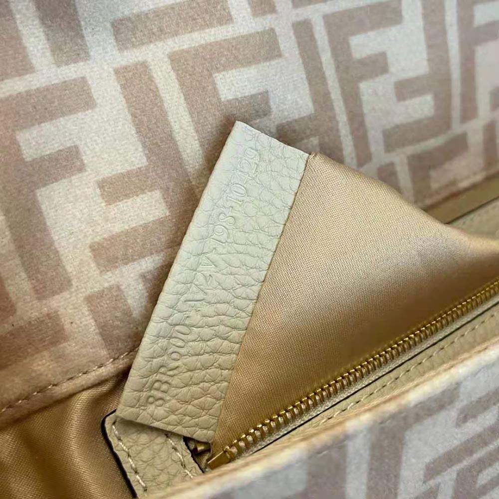 TÚI FENDI Medium Baguette 1997 Beige FF Wool Bag