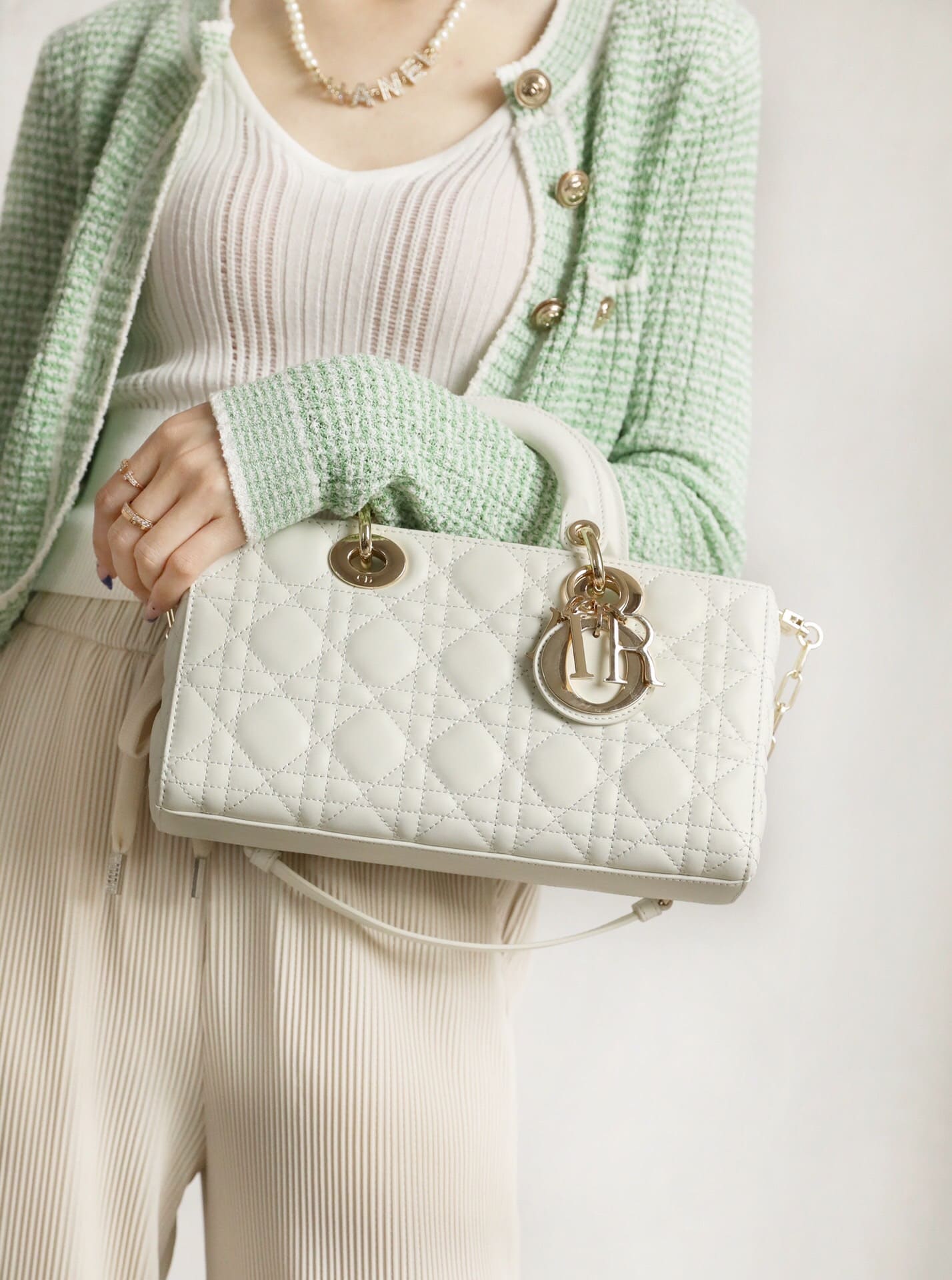 TÚI CHRISTIAN DIOR Lady D-Joy Bag Bright White Cannage Lambskin