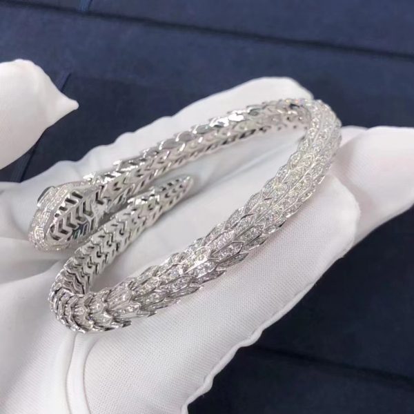 Vòng tay BVLGARI Serpenti mắt ngọc lục bảo kim cương vàng trắng 18K