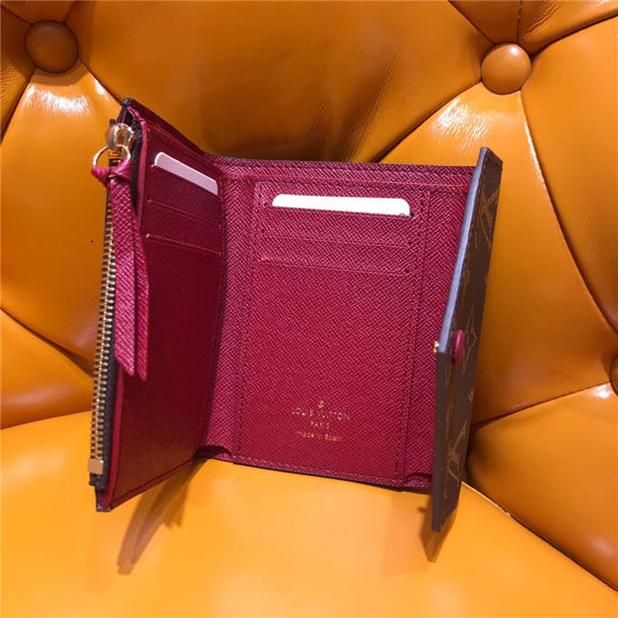 VÍ LOUIS VUITTON Victorine Leather wallet