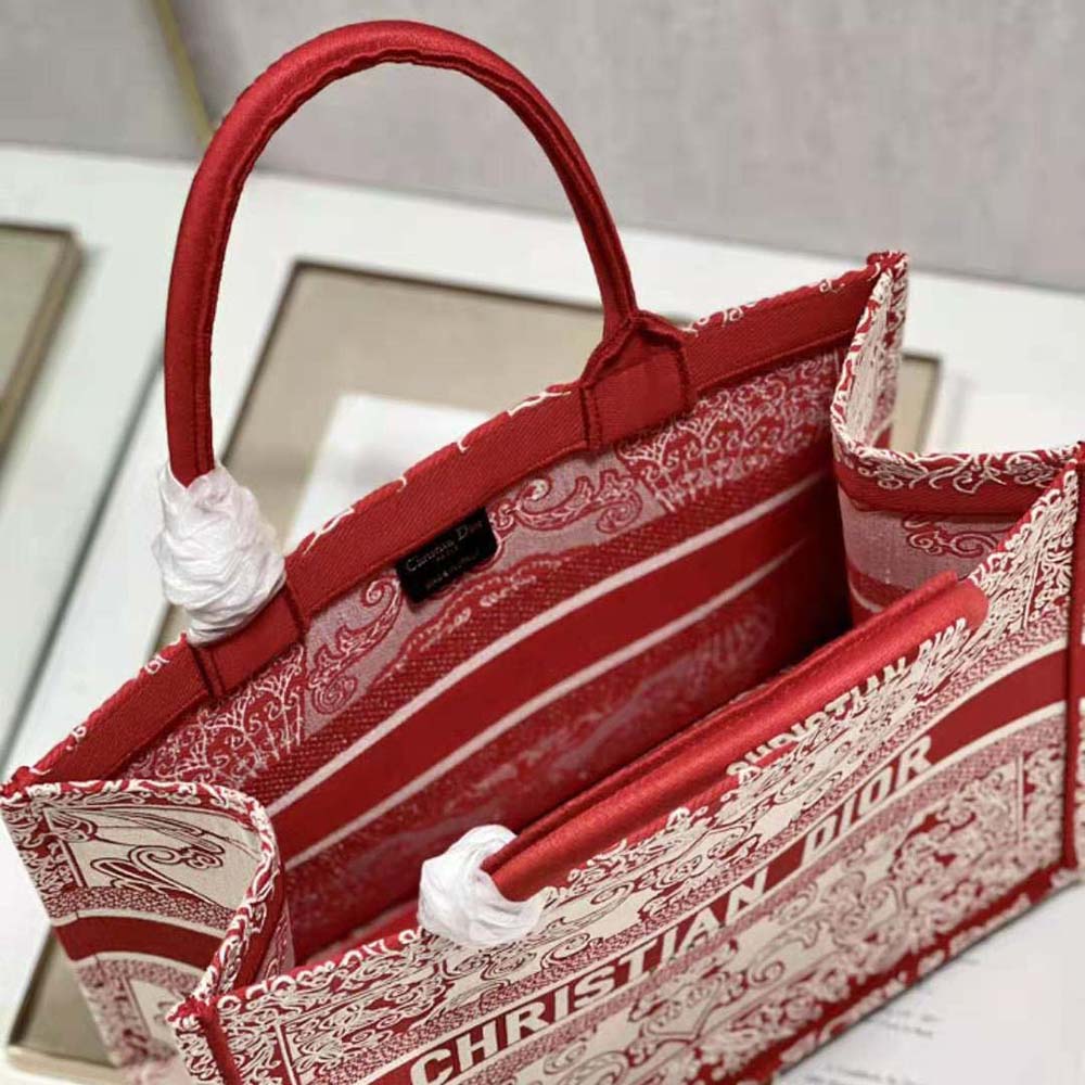 TÚI Christian Dior Book Tote White and Red Dior Bandana Embroidery