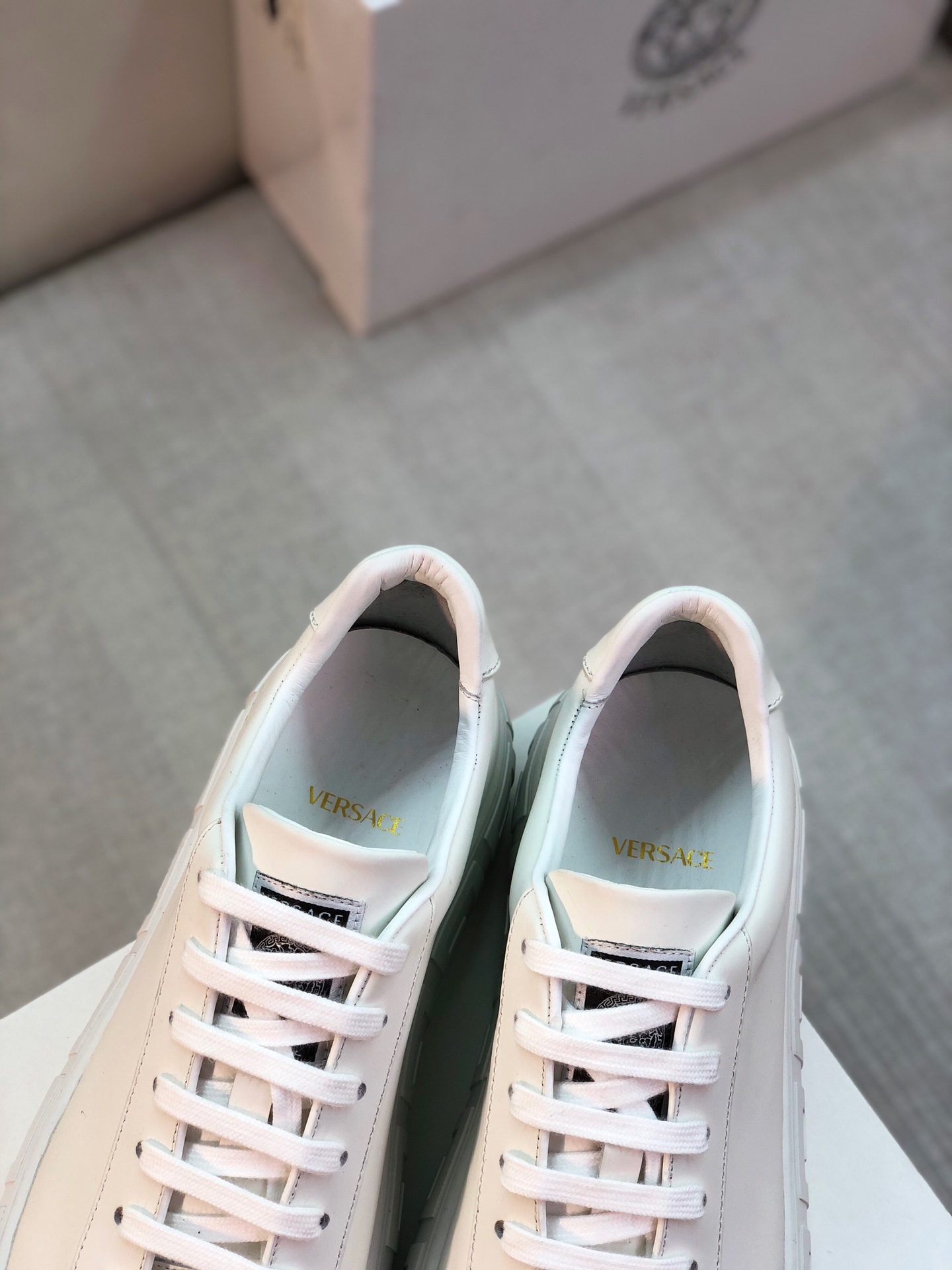 GIÀY VERSACE GRECA SNEAKERS