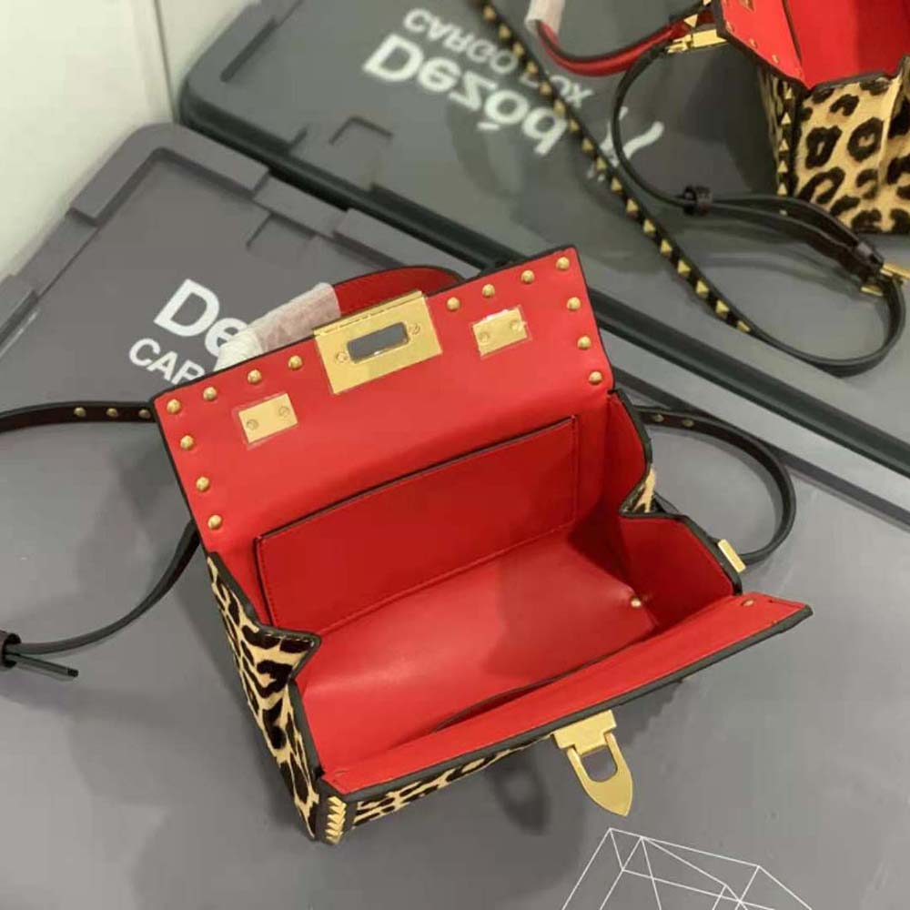 TÚI Valentino Rockstud Alcove Calf Hair Box Bag with Leopard Print