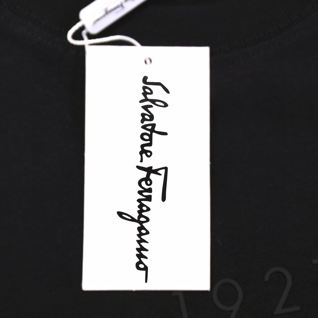 ÁO SALVATORE FERRAGAMO T SHIRT BLACK