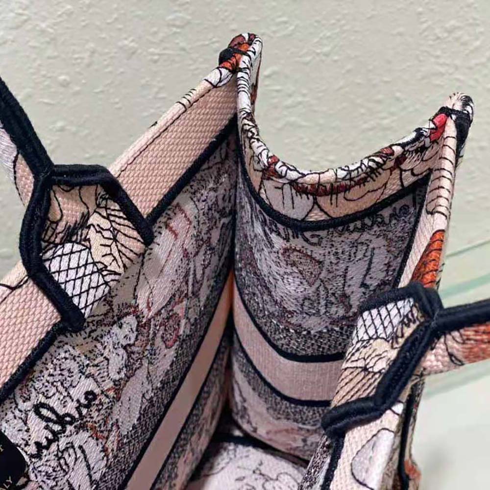 TÚI Christian Dior Tote Powder Pink Dior Jardin Magique Embroidery