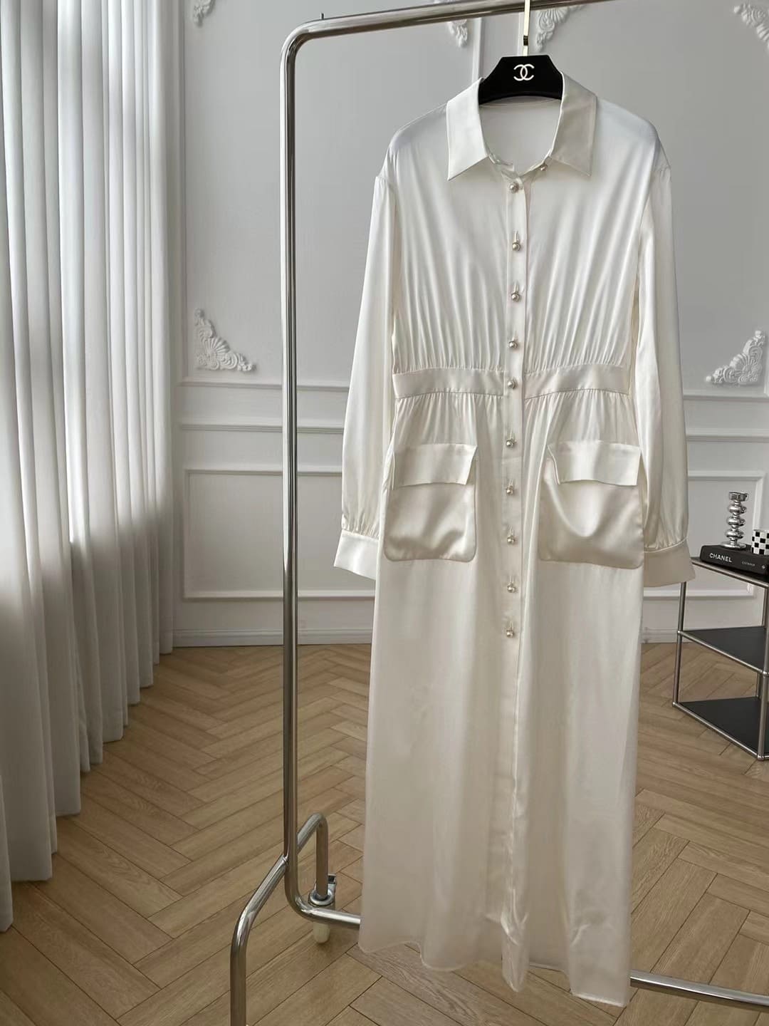 BỘ ĐỒ COCO CHANEL WHITE LONG PARTY High Classy
