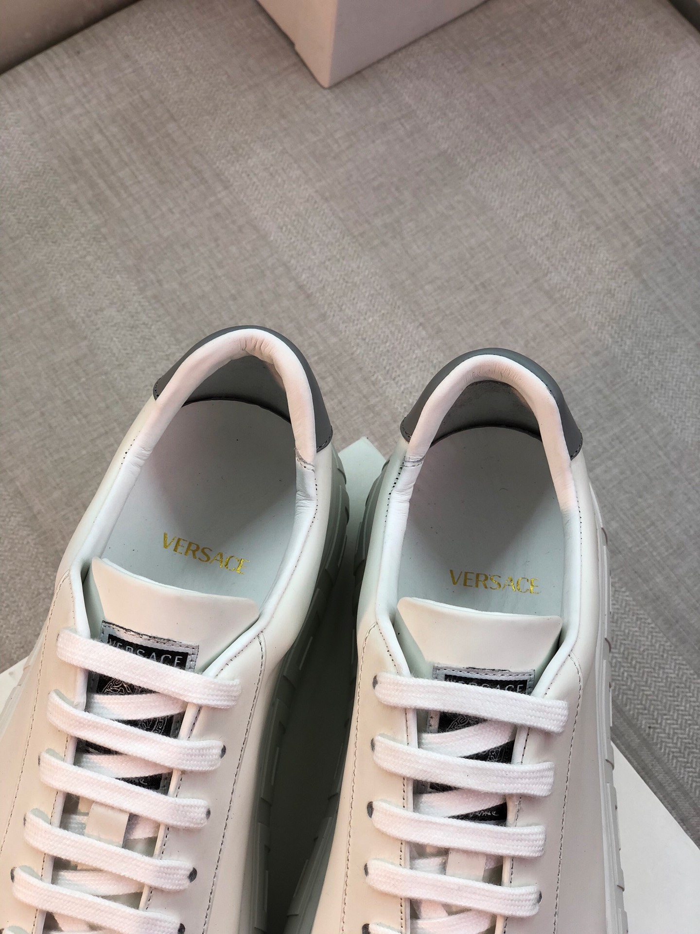 GIÀY VERSACE GRECA SNEAKERS