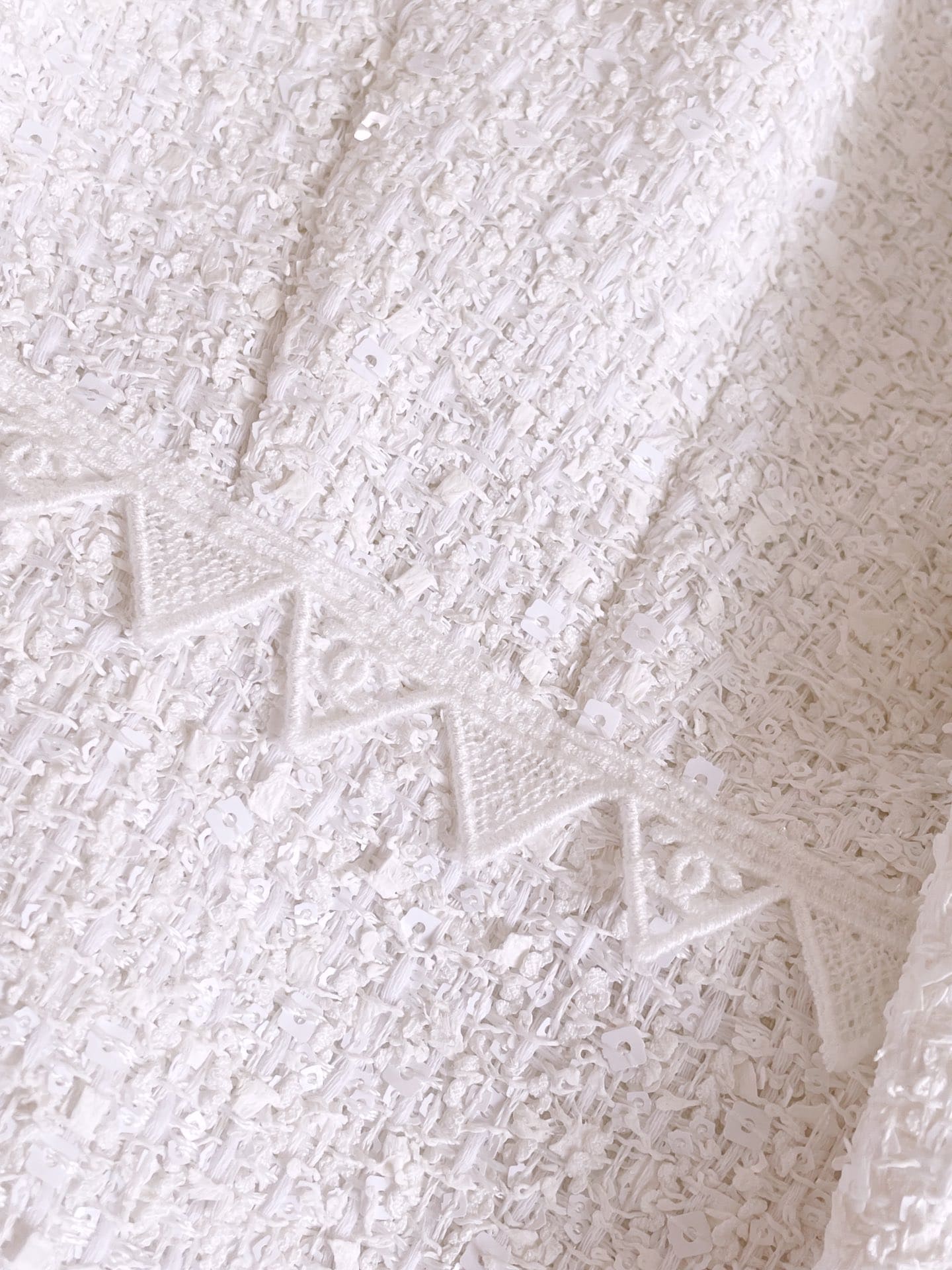 BỘ ĐỒ COCO CHANEL WHITE MID PARTY High Classy