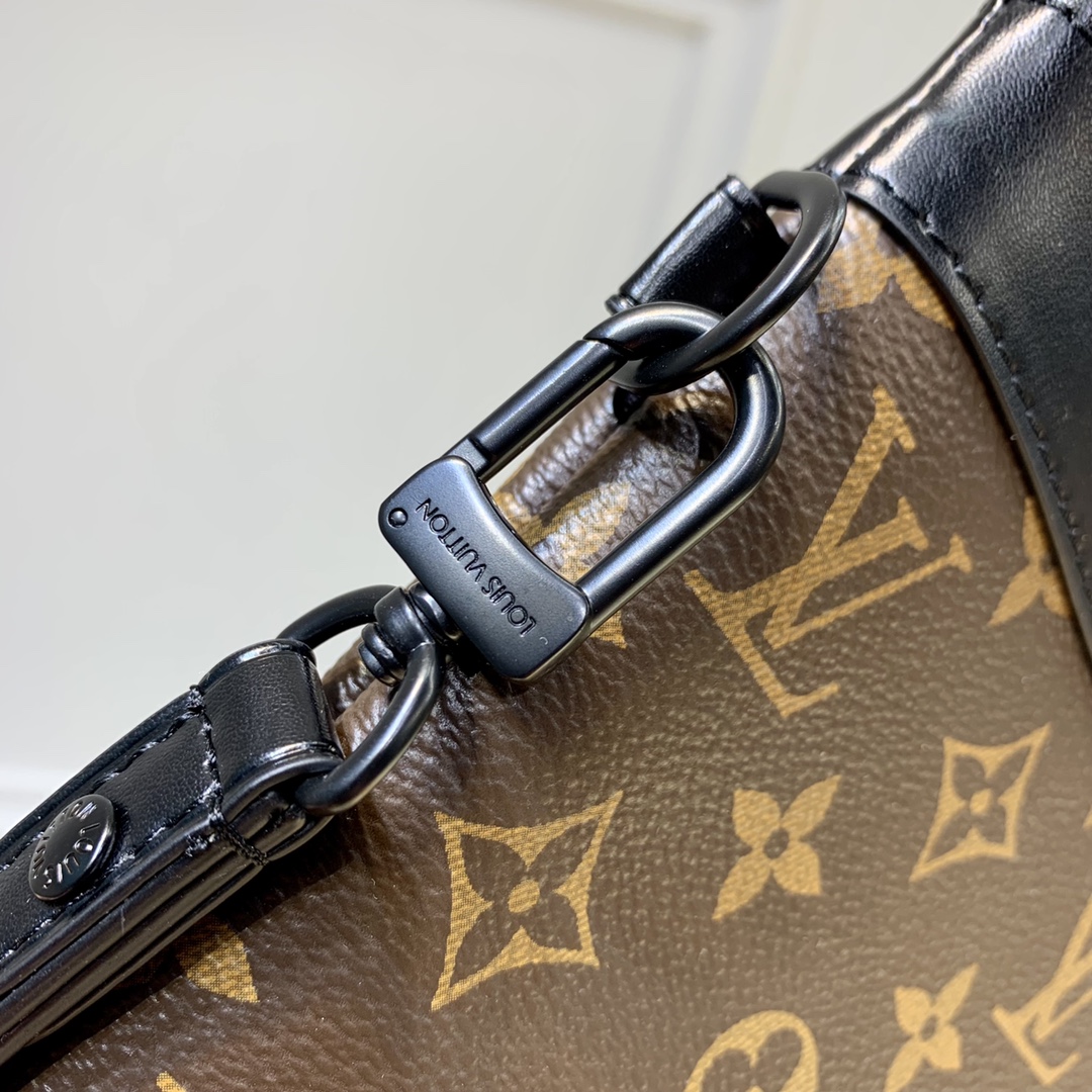 TÚI LOUIS VUITTON MONOGRAM ECLIPSE POUCH
