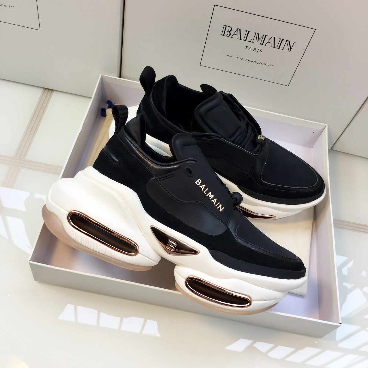 GIÀY BALMAIN WHITE BLACK SNEAKERS