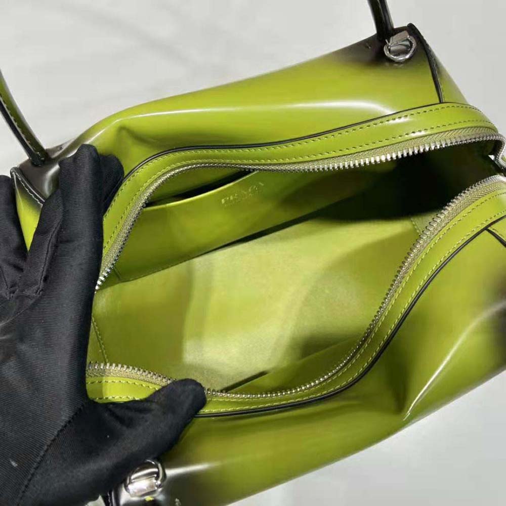 TÚI Prada Medium Brushed Leather Prada Supernova Handbag-Green