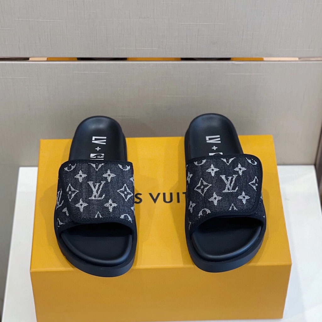 DÉP LOUIS VUITTON MONOGRAM NBA UNISEX SLIPPER